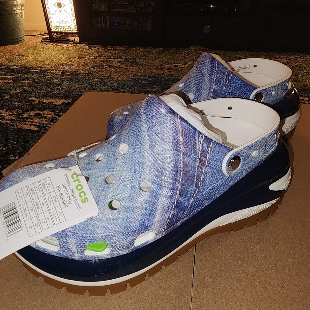 Crocs Mega Crush